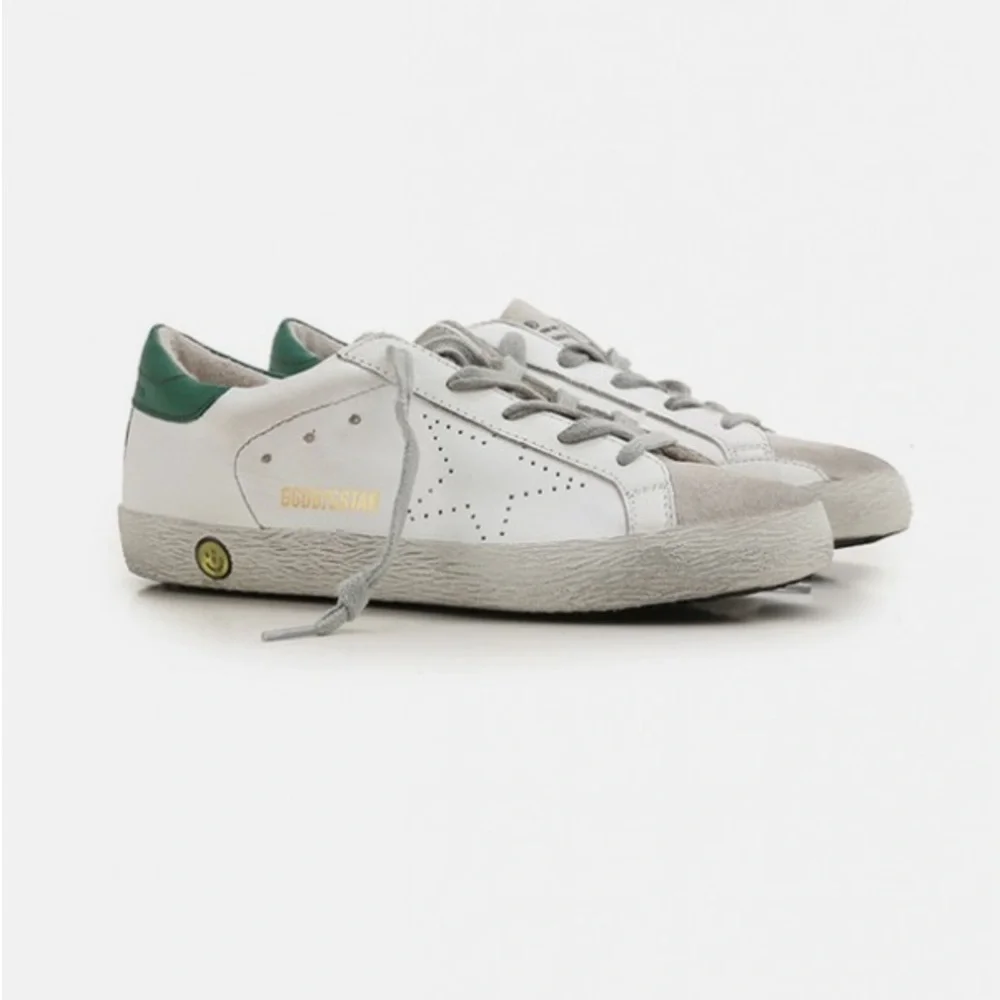 GOLDEN GOOSE | KIDS SUPERSTAR SNEAKER | Size 31